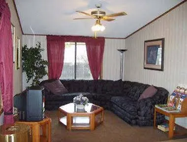 Budgetel Inn & Suites Columbus